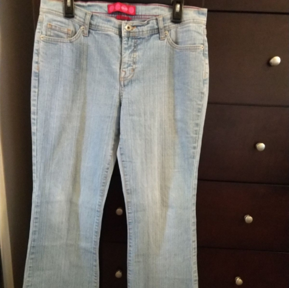 Glo women's jeans